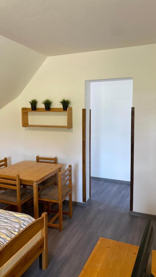 Horske Apartmany Smrcina ยันสแก ลาสเนีย ภายนอก รูปภาพ